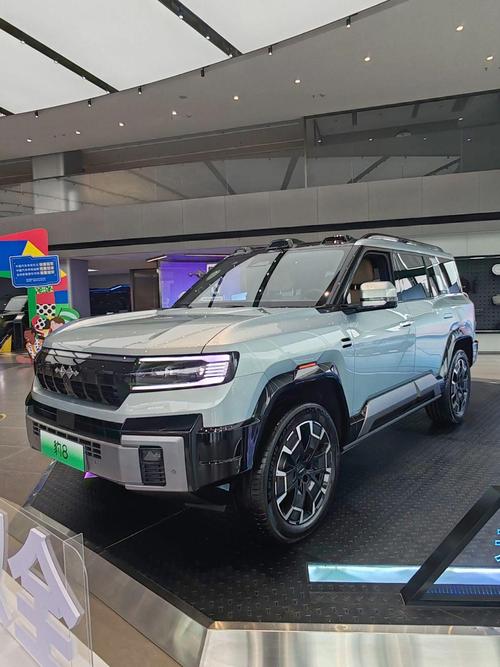 成都龙泉驿区佰创威企业管理咨询比亚迪方程豹硬派越野的爆款，英菲尼迪35周年与你共成长
